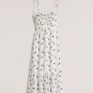 A&F Tier Smocked Midi Dress NWT Size Small